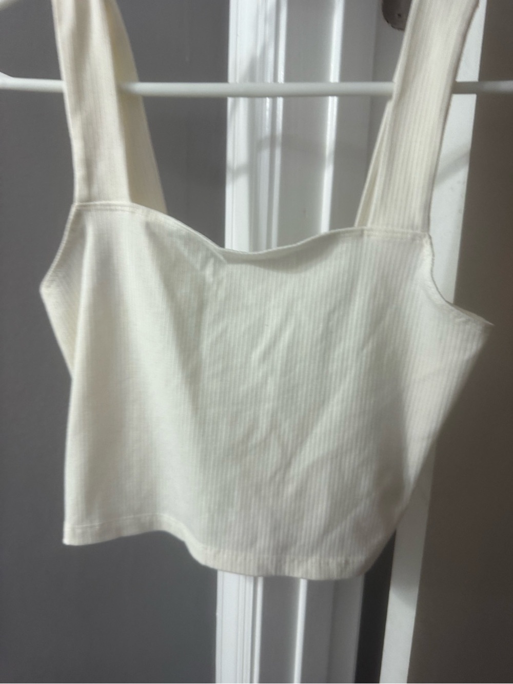 American Eagle Outfitters Ribbed Square-Neck Crop Tank in Cream